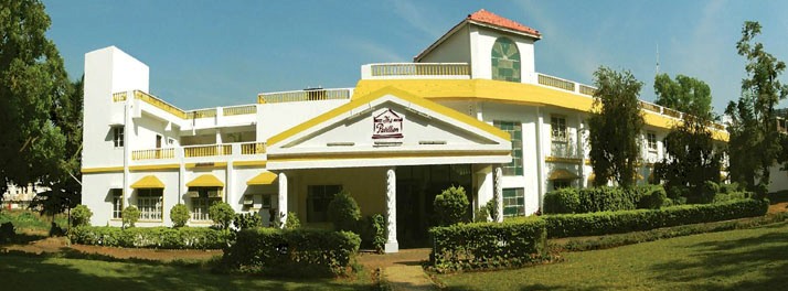 The Pavilion Hotel - Kolhapur 01.jpg